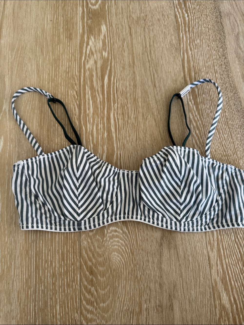 NWT Victoria Secret Pink Unlined Balconette Gray White Pinstripe Bra 32C